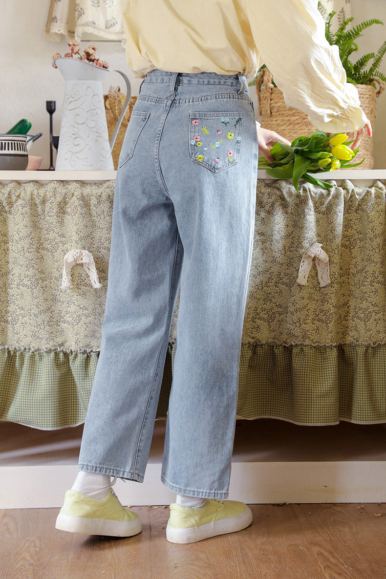 Peek-A-Boo Embroidered Jeans (Light Denim)