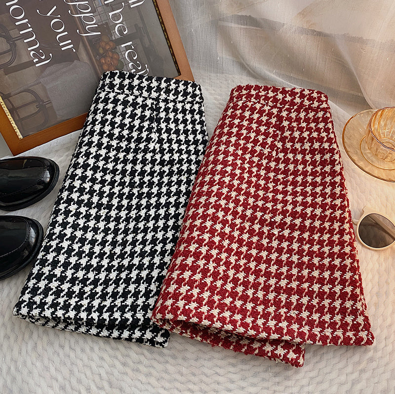 Houndstooth Tweed Mini Skirt (2 Colors)