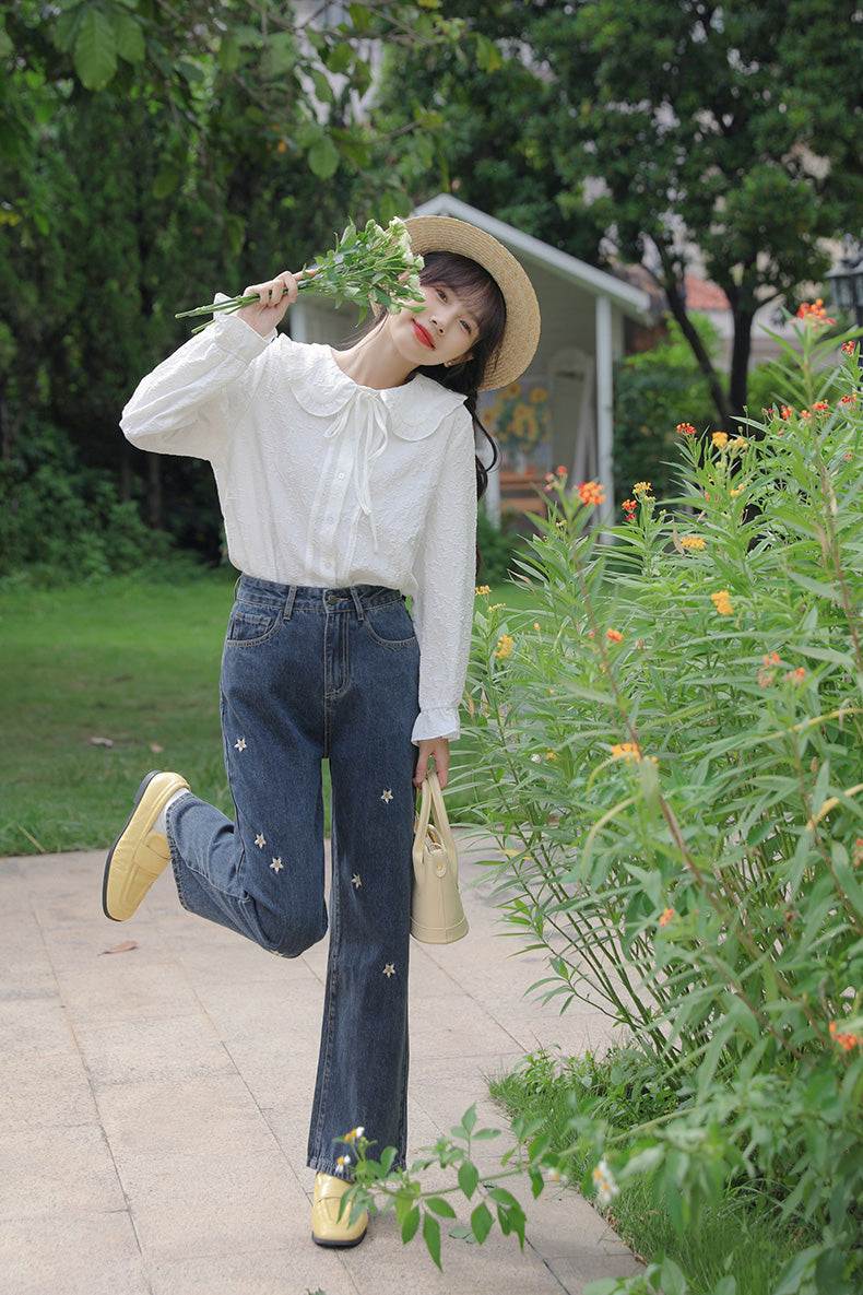 Raining Daisies Embroidered Jeans (Dark Denim)