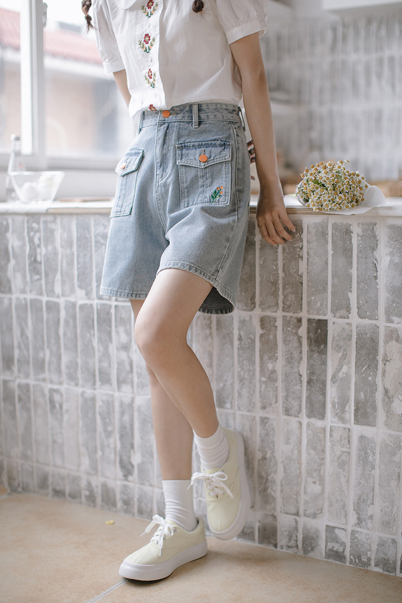 Embroidered Button Pocket Shorts (Light Denim)