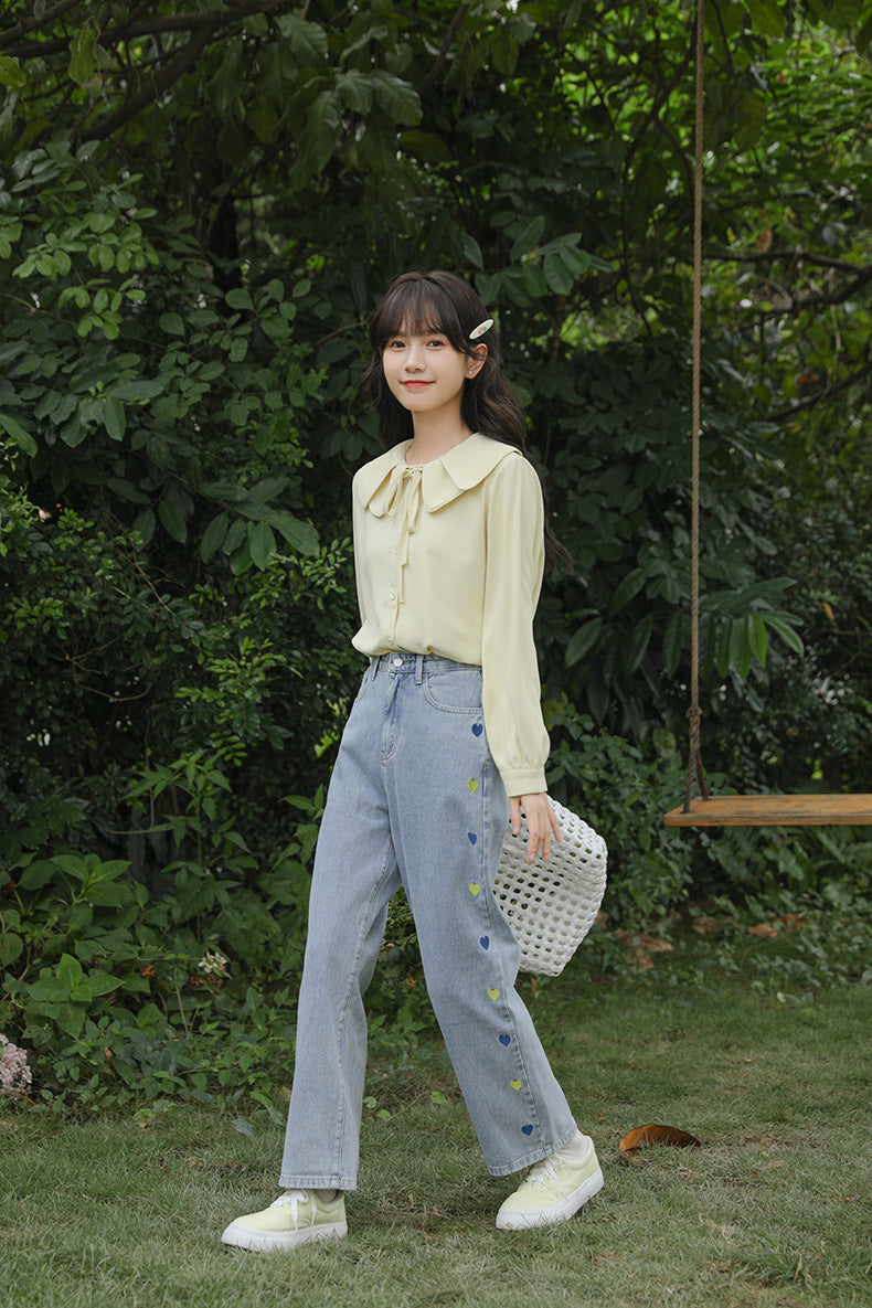 Retro Hearts Embroidered Jeans (Light Denim)