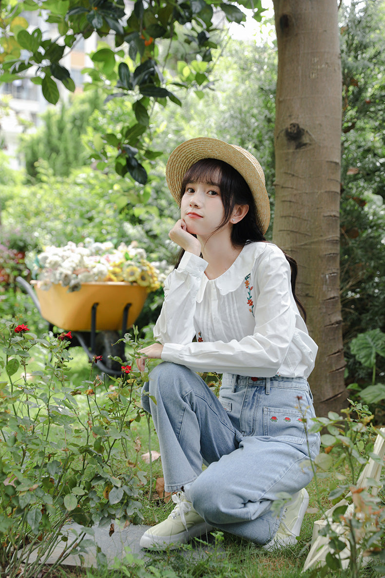 Embroidered Rose Pocket Jeans (Light Denim)