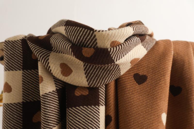 Heart Checkerboard Scarf (2 Colors)
