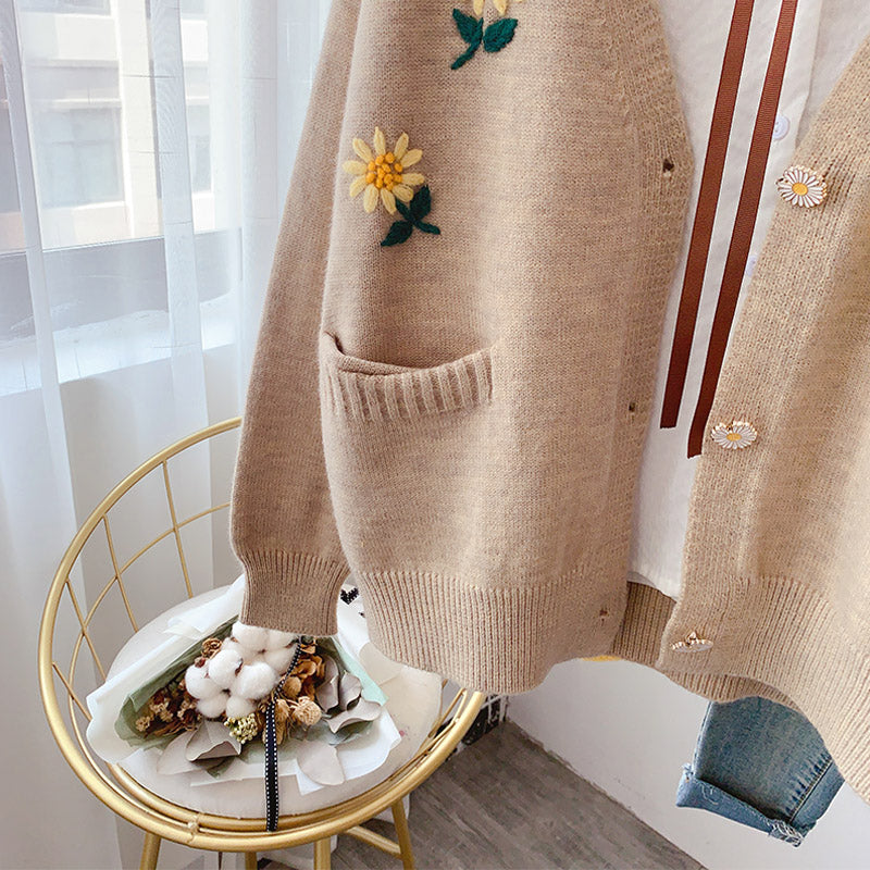 Embroidered Daisy Cardigan (3 Colors)