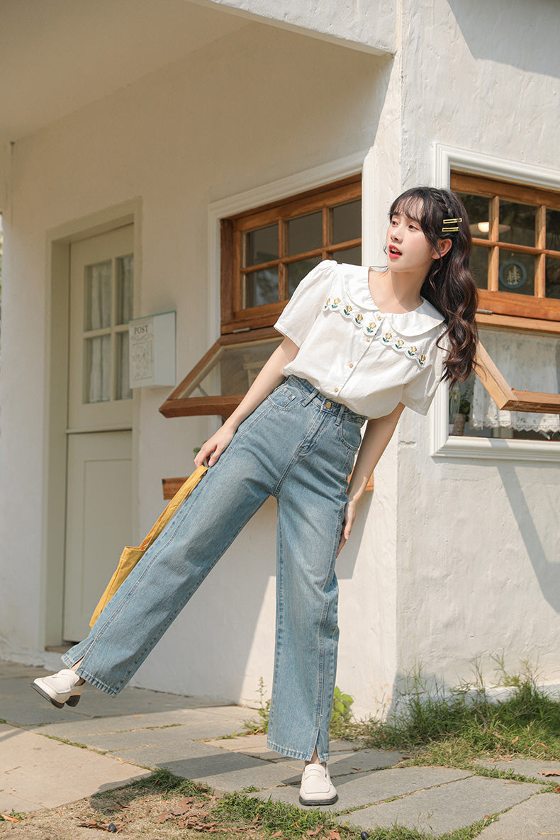 Daisy Chain Scalloped Blouse (White)