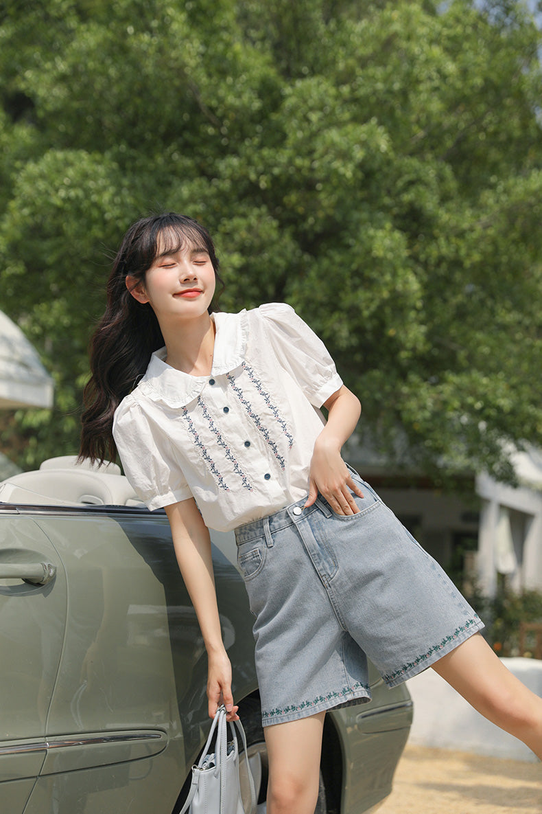 Flower Vines Embroidered Blouse (2 Colors)