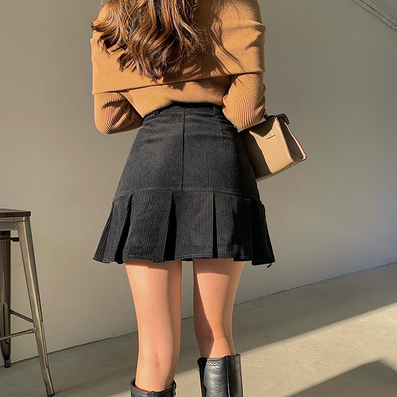 Corduroy Mermaid Pleated Skirt (2 Colors)