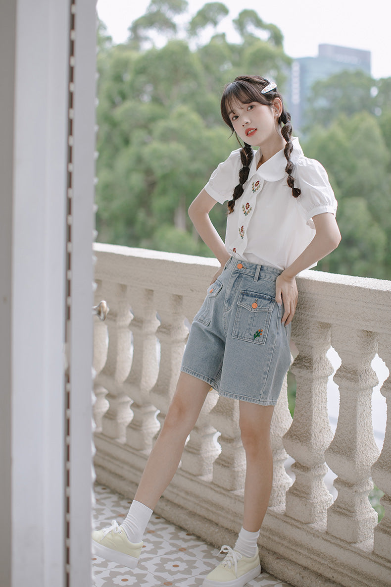 Embroidered Button Pocket Shorts (Light Denim)