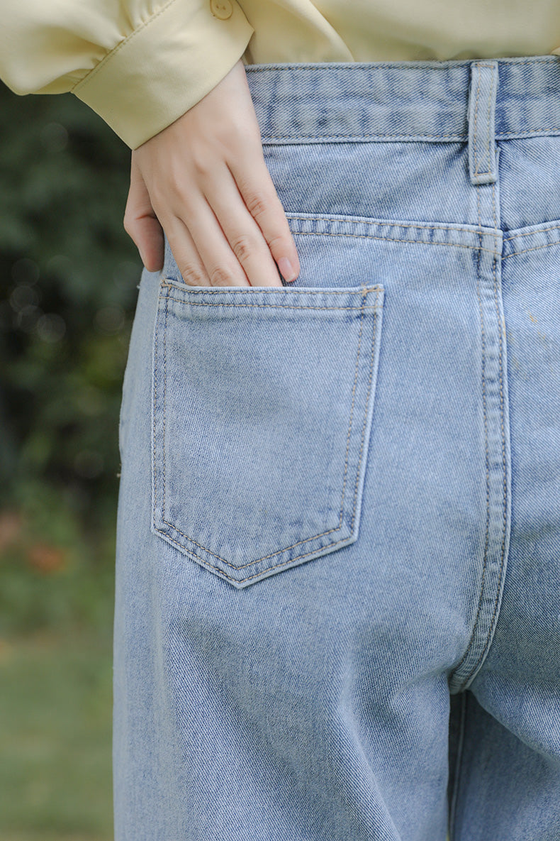 Retro Hearts Embroidered Jeans (Light Denim)