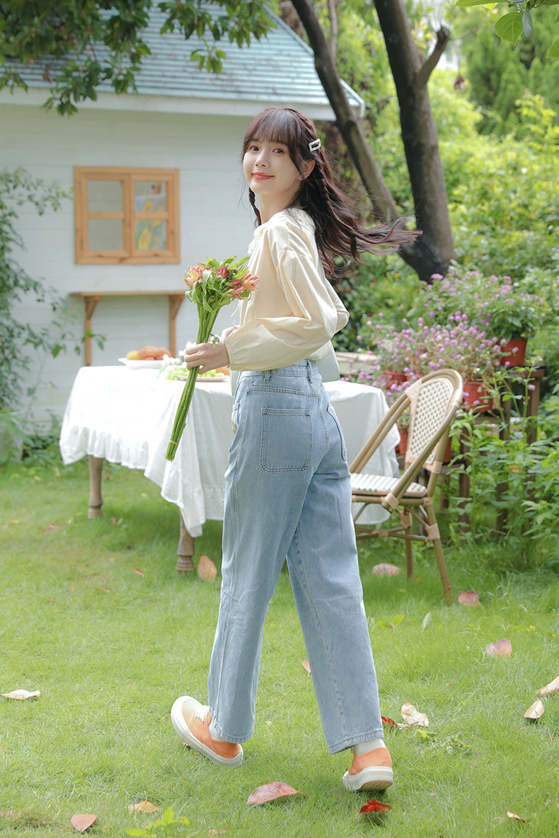 Embroidered Sunflower Pocket Jeans (2 Colors)