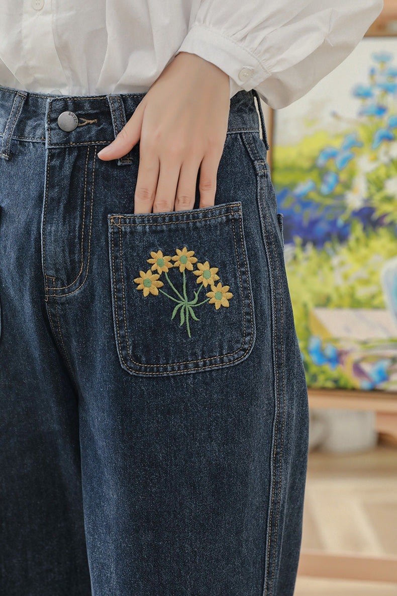 Embroidered Sunflower Pocket Jeans (2 Colors)