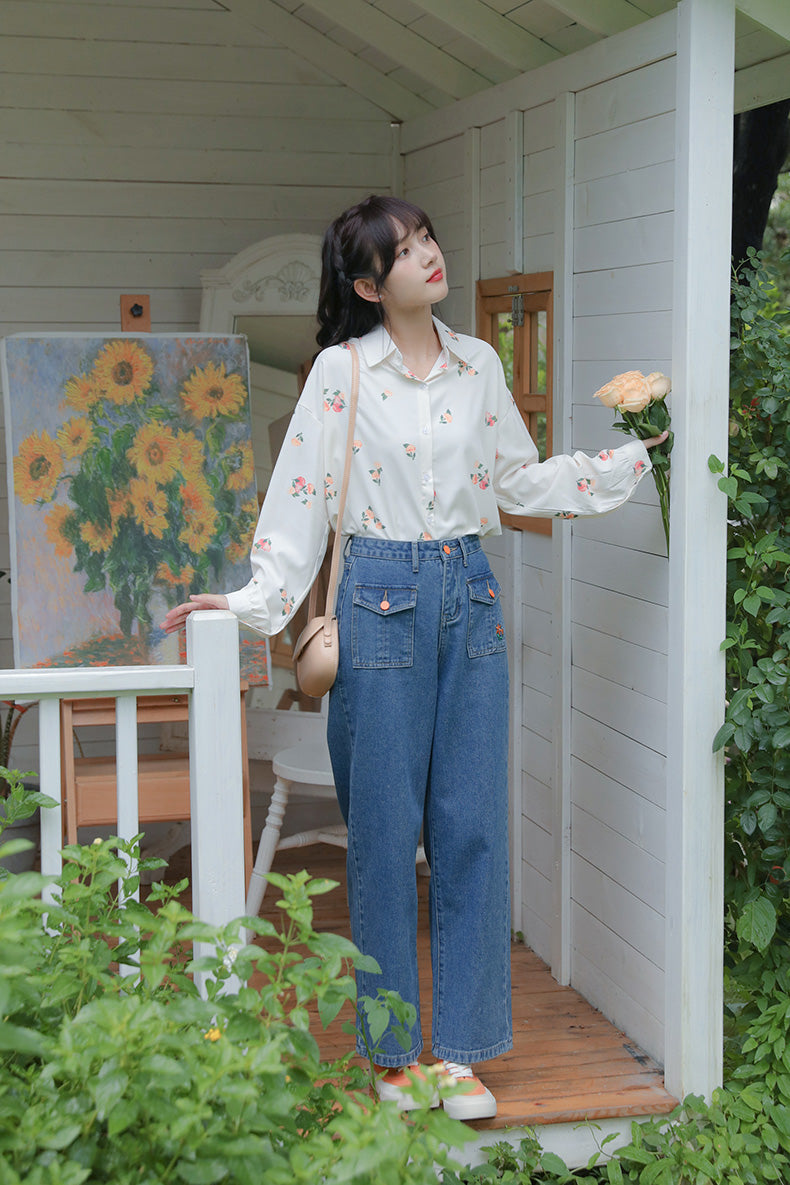 Embroidered Button Pocket Jeans (Medium Denim)
