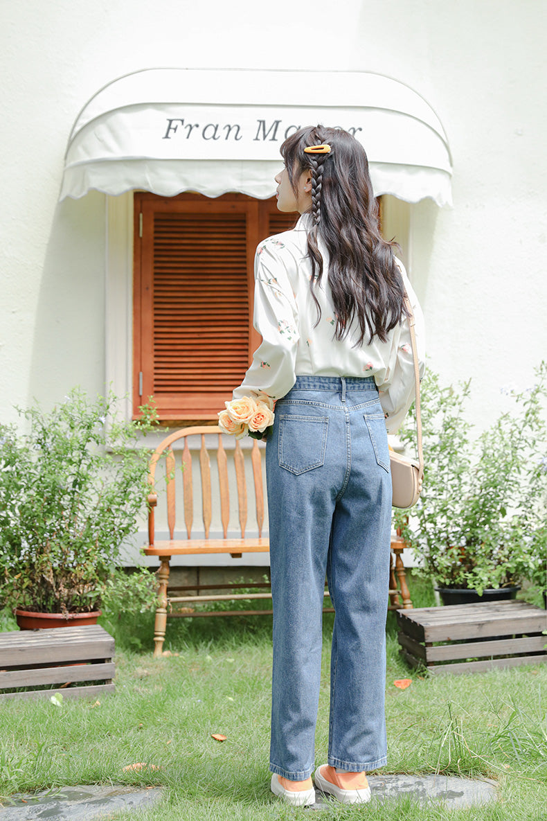 Embroidered Button Pocket Jeans (Medium Denim)