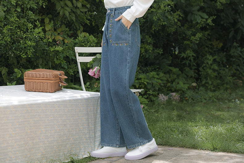 Retro Amethyst Floral Pocket Jeans (Medium Denim)