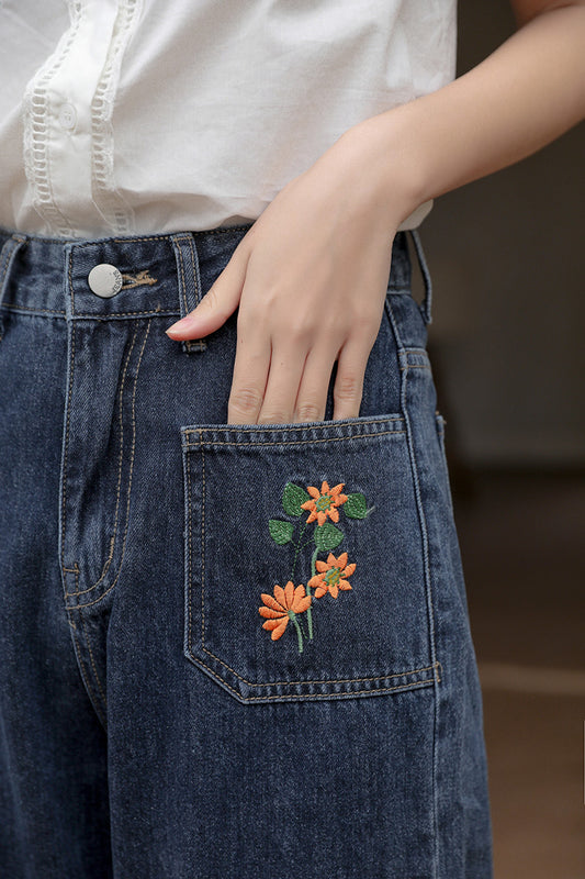 Country Daisy Embroidered Pocket Jeans (Dark Denim)