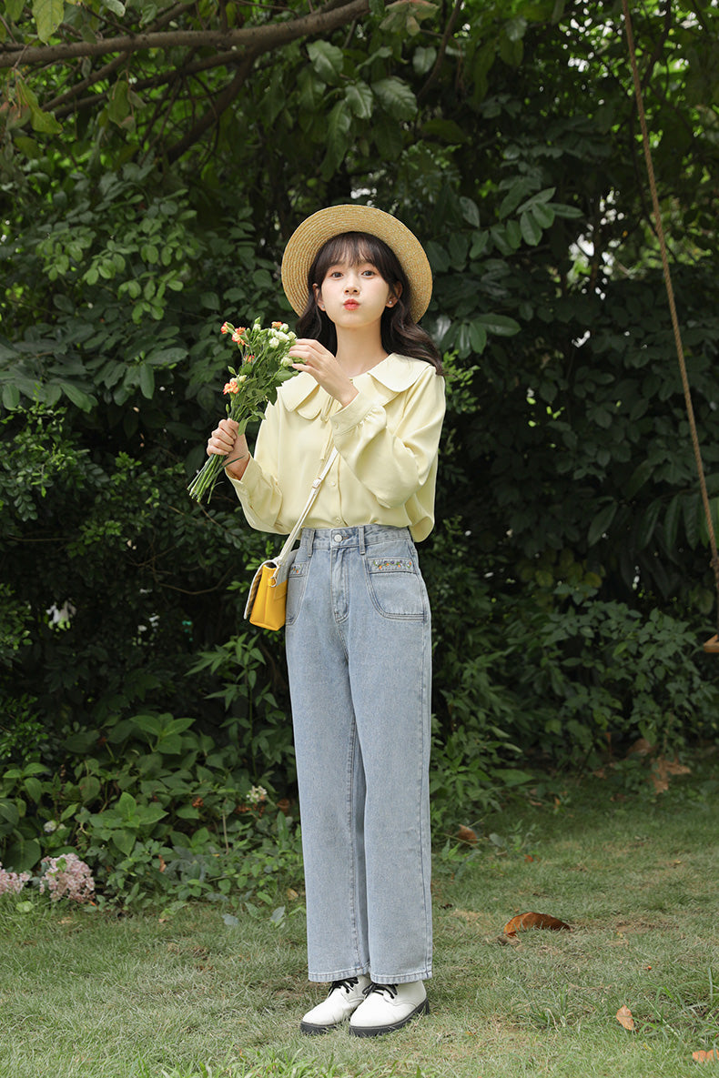 Embroidered Flower Vines Jeans (Light Denim)