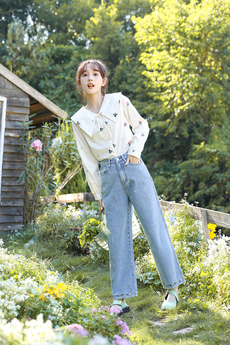 Flower Hem Embroidered Jeans (Acid Wash)