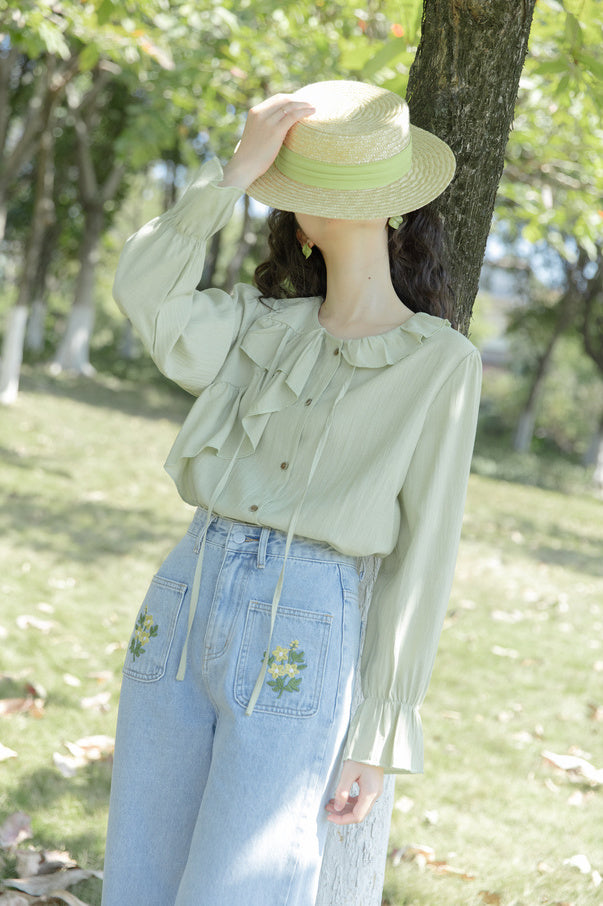 Star Daisy Embroidered Pocket Jeans (Light Denim)