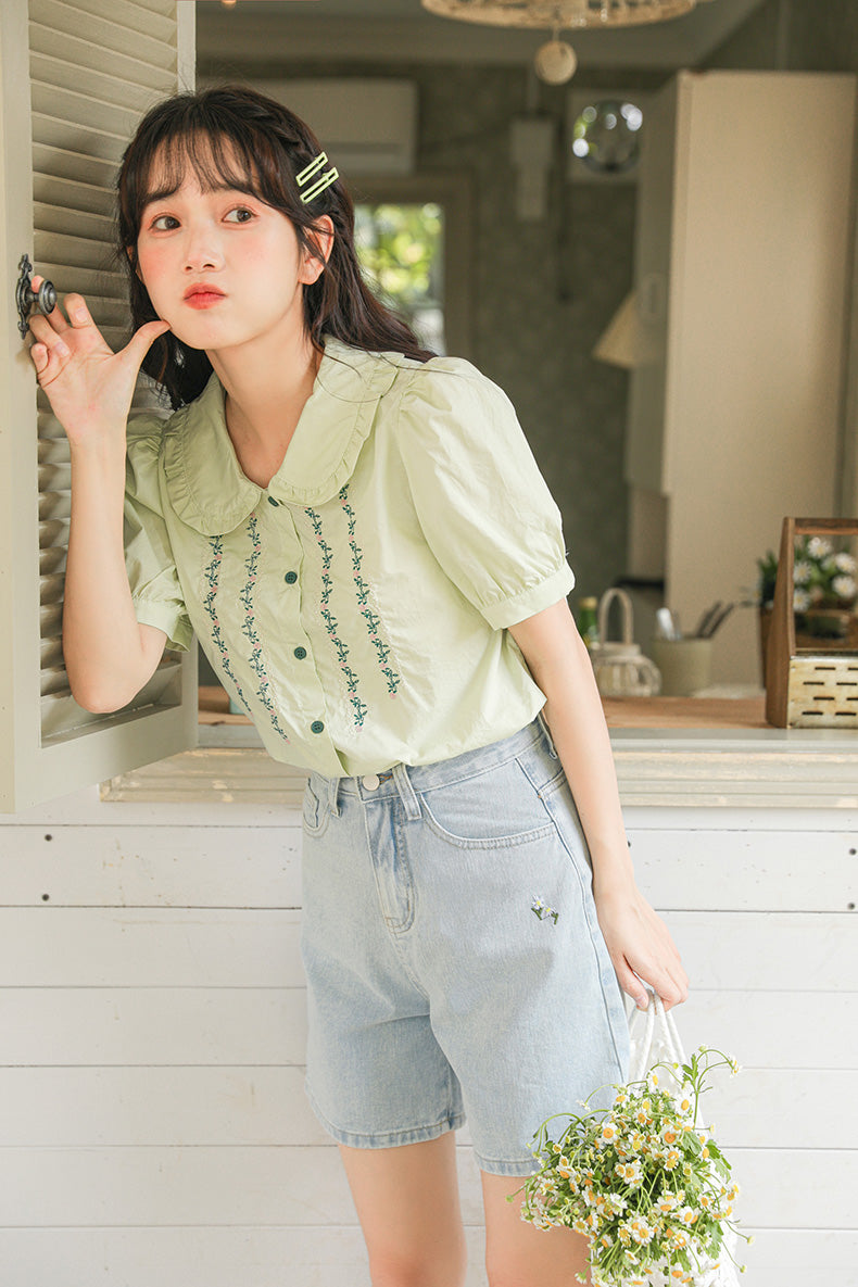 Flower Vines Embroidered Blouse (2 Colors)