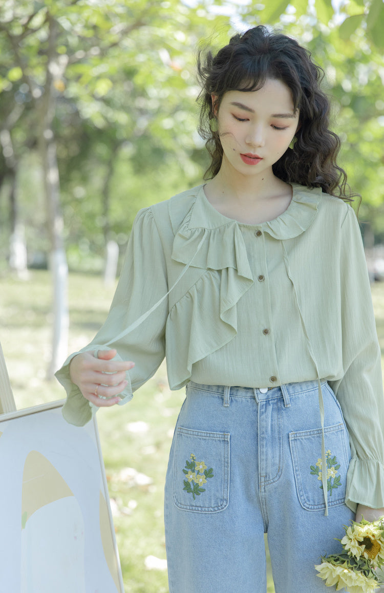 Star Daisy Embroidered Pocket Jeans (Light Denim)