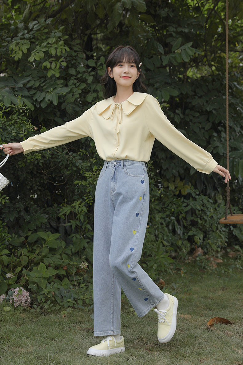 Retro Hearts Embroidered Jeans (Light Denim)