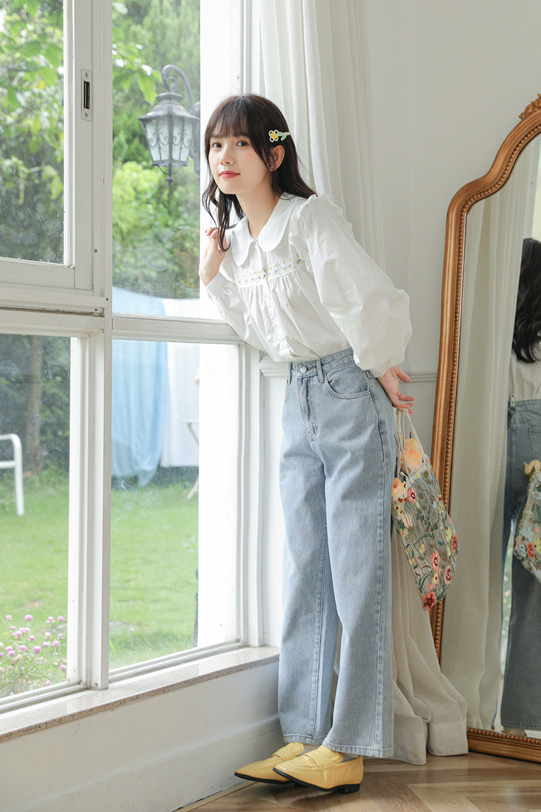 Mushroom Embroidered Mom Jeans (2 Colors)