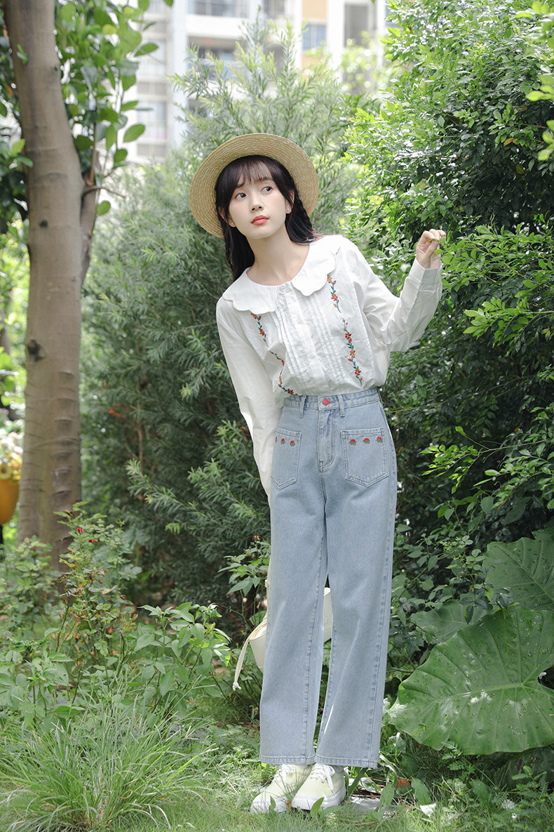 Embroidered Rose Pocket Jeans (Light Denim)