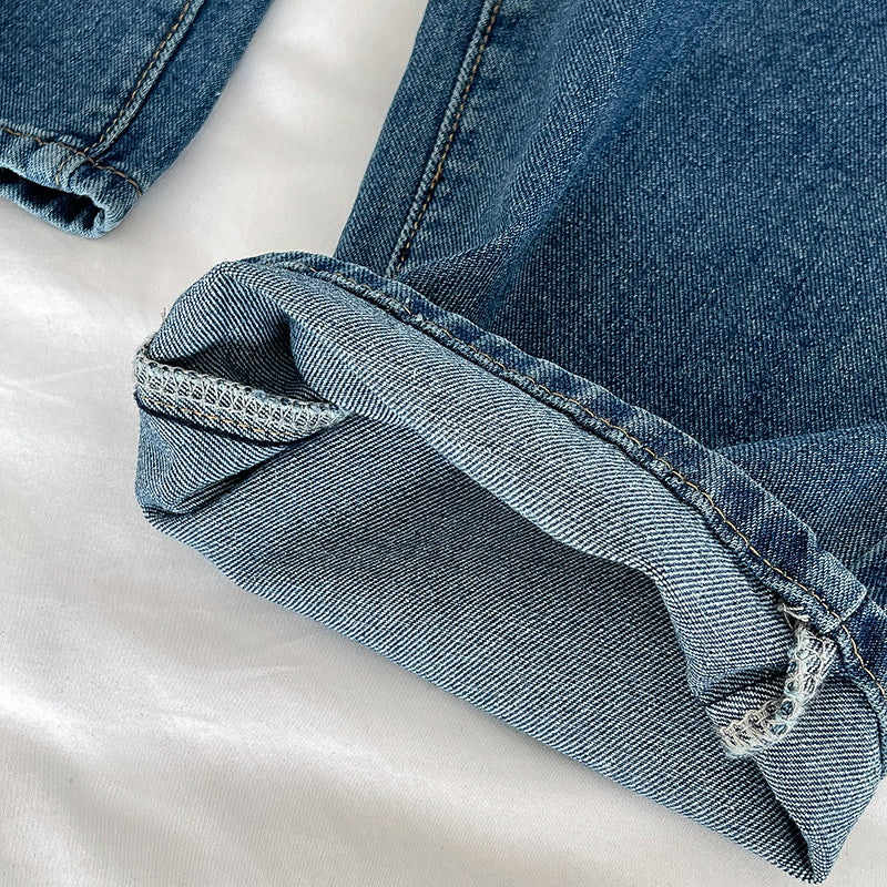 Flower Pocket Embroidered Jeans (Medium Denim)