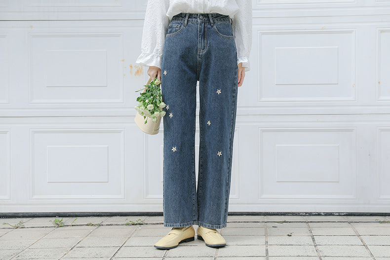 Raining Daisies Embroidered Jeans (Dark Denim)
