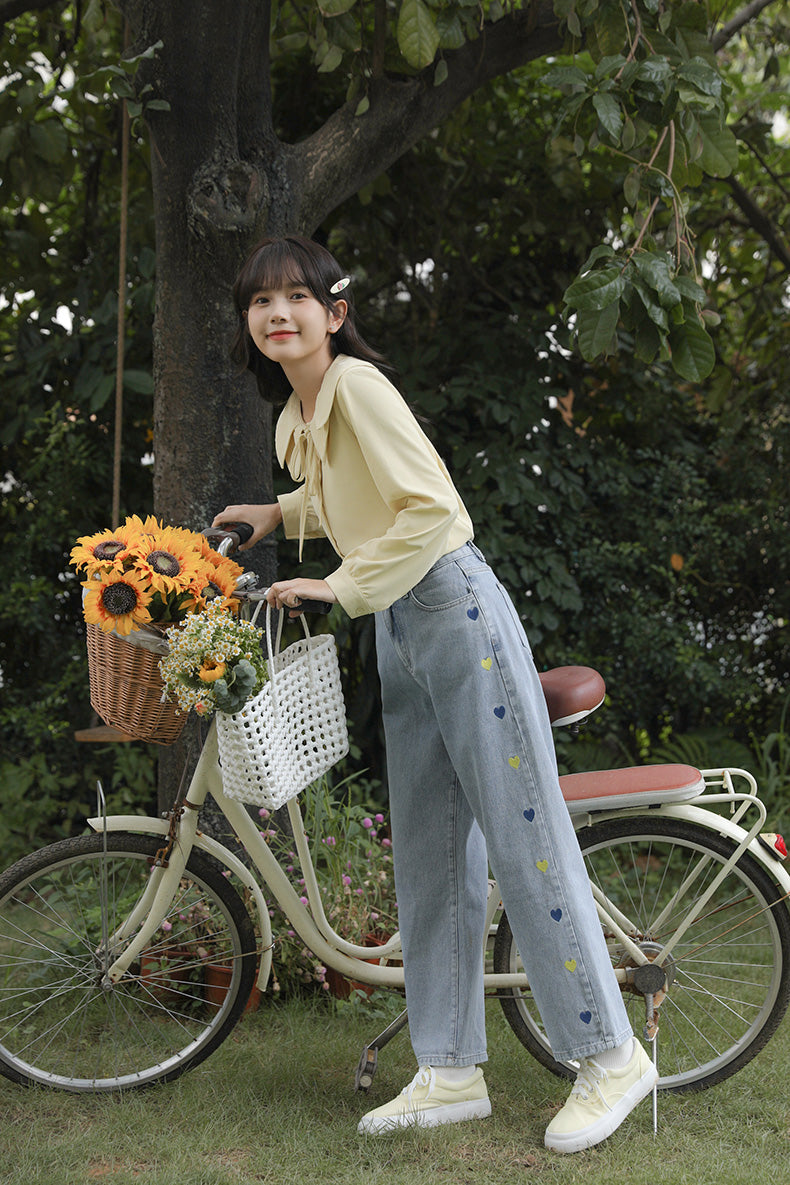 Retro Hearts Embroidered Jeans (Light Denim)