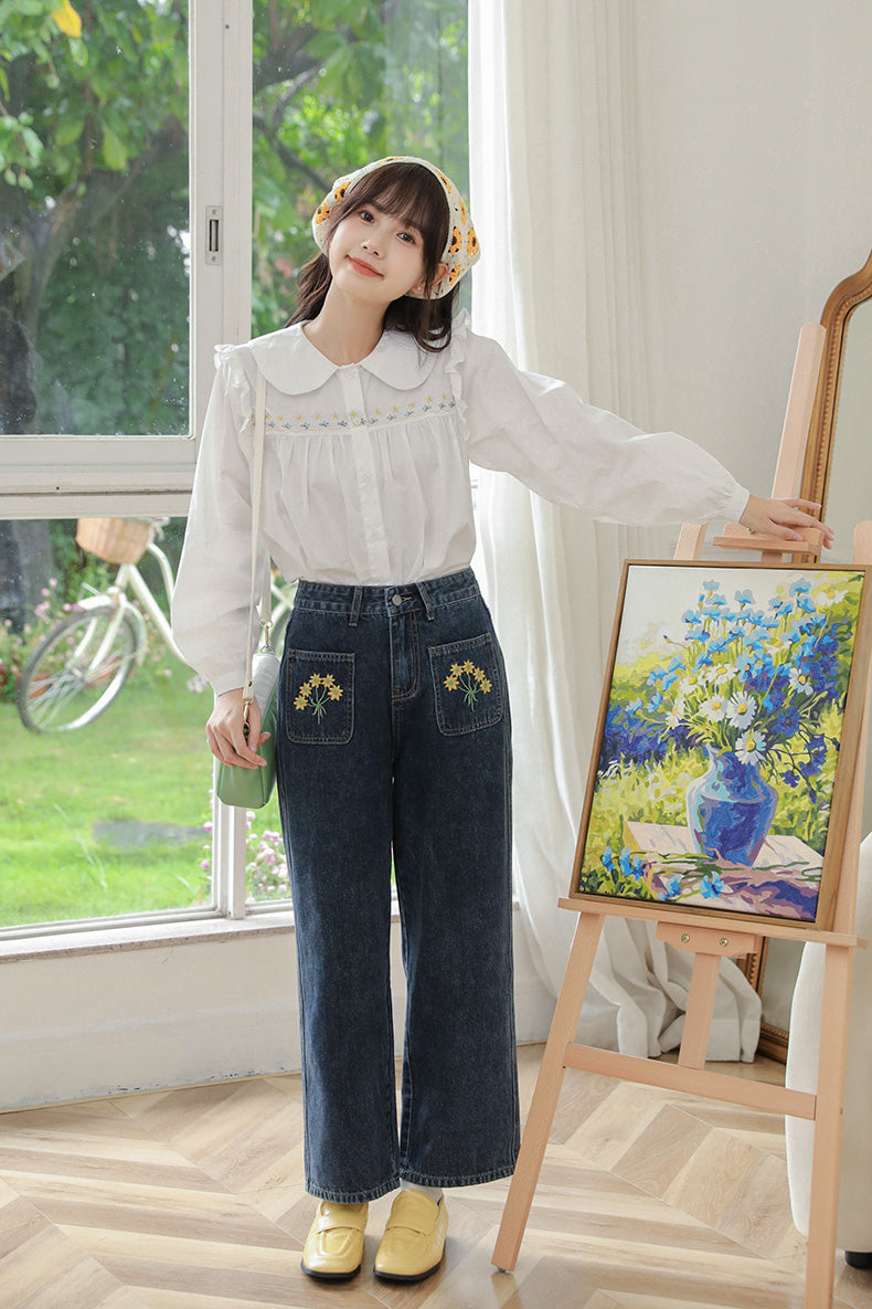 Embroidered Sunflower Pocket Jeans (2 Colors)