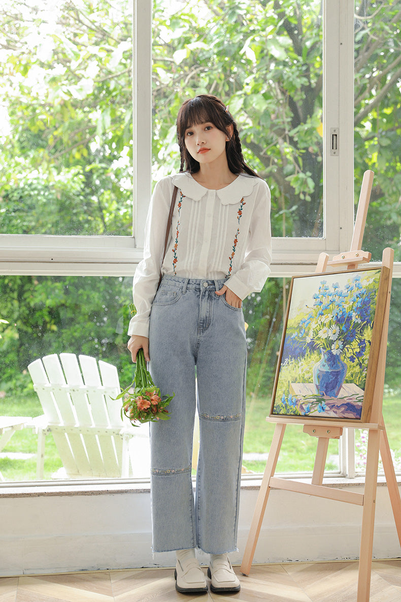 Daisy Chain Embroidered Jeans (Light Denim)
