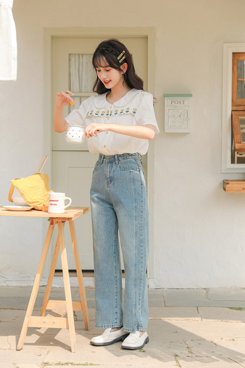 Daisy Chain Scalloped Blouse (White)