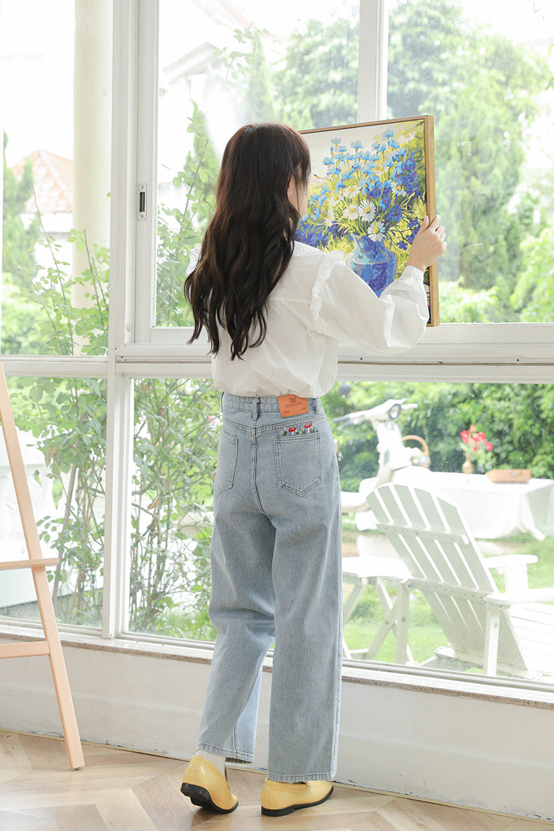 Mushroom Embroidered Mom Jeans (2 Colors)