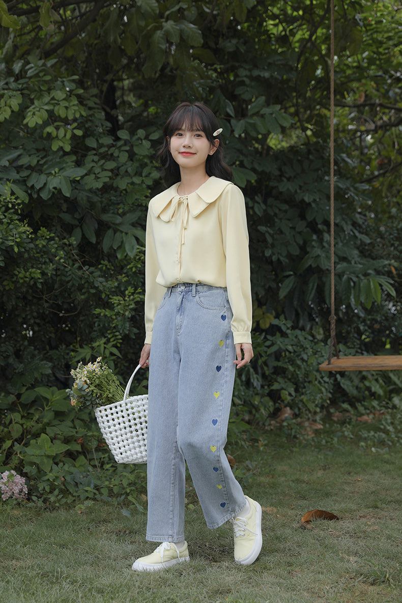 Retro Hearts Embroidered Jeans (Light Denim)