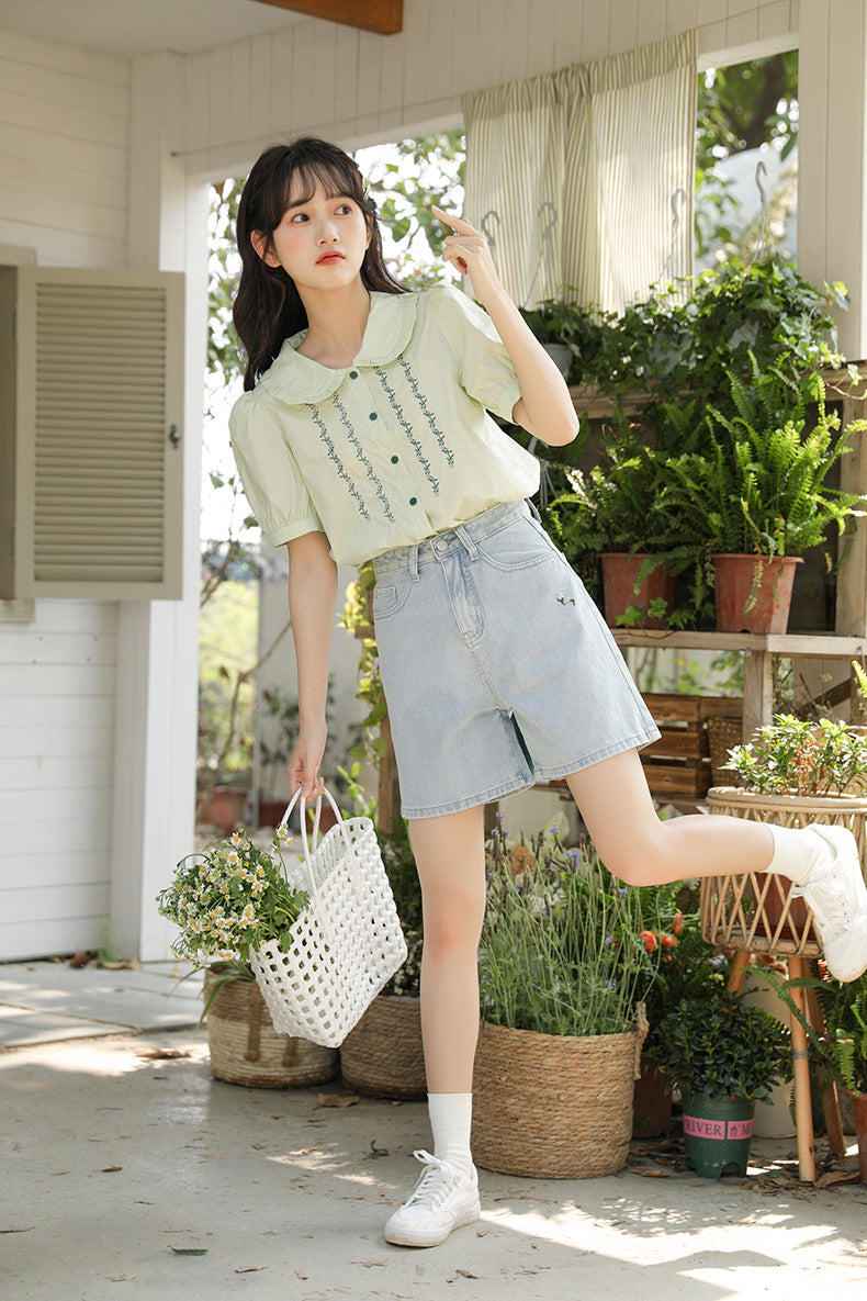 Flower Vines Embroidered Blouse (2 Colors)