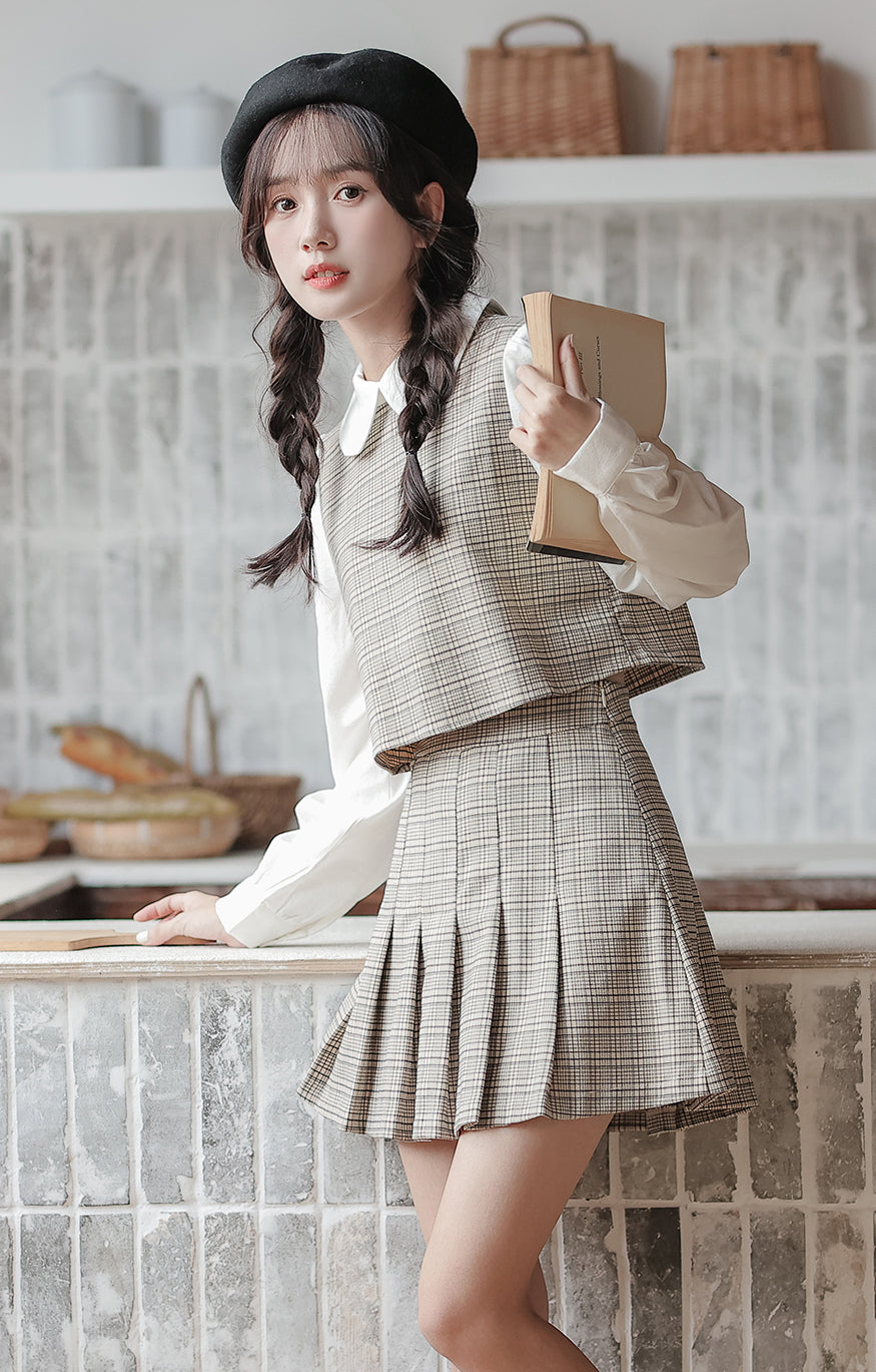 Preppy Plaid Two-Piece Set (Gray)