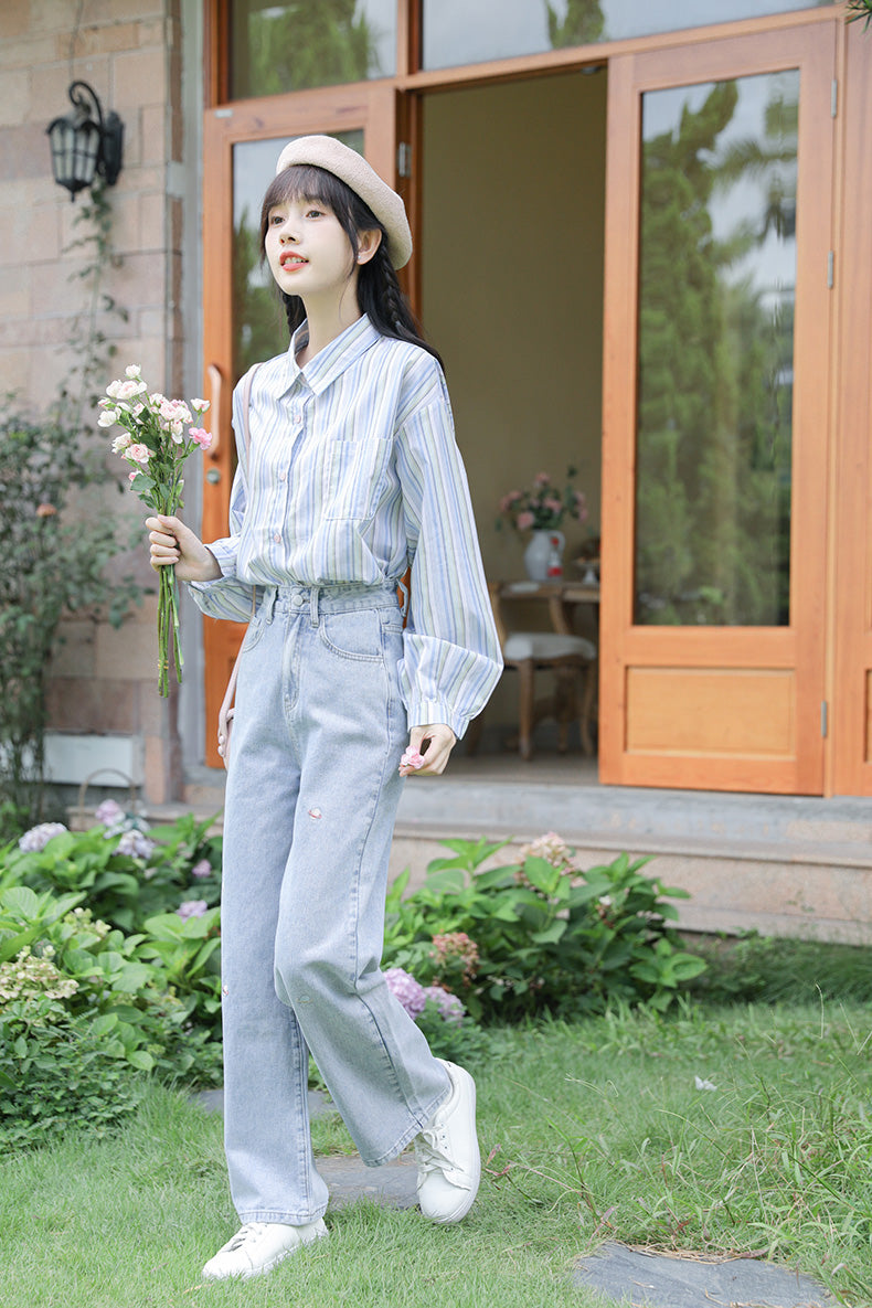 Saturn Embroidered Jeans (Light Denim)