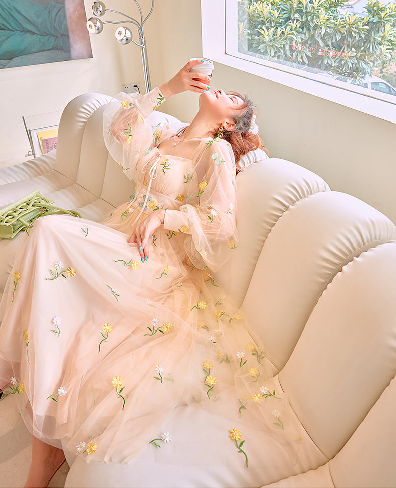 Butterfly Garden Tulle Maxi Dress (Cream)