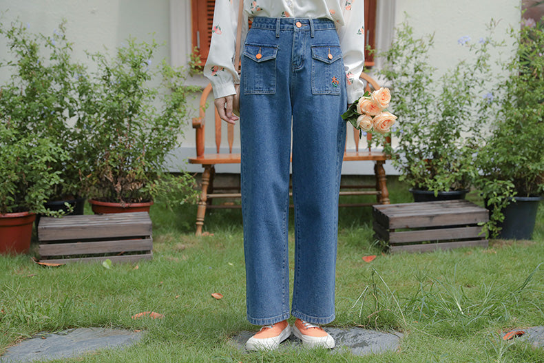 Embroidered Button Pocket Jeans (Medium Denim)