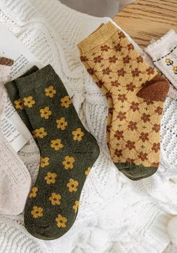 Rustic Daisy Wool Socks (5 Styles)