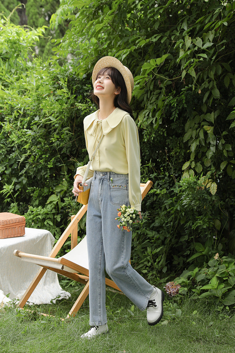 Embroidered Flower Vines Jeans (Light Denim)