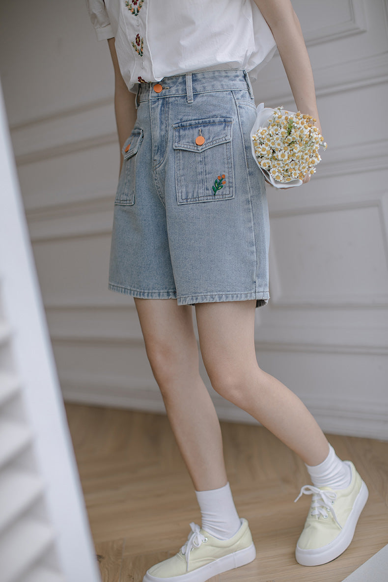 Embroidered Button Pocket Shorts (Light Denim)
