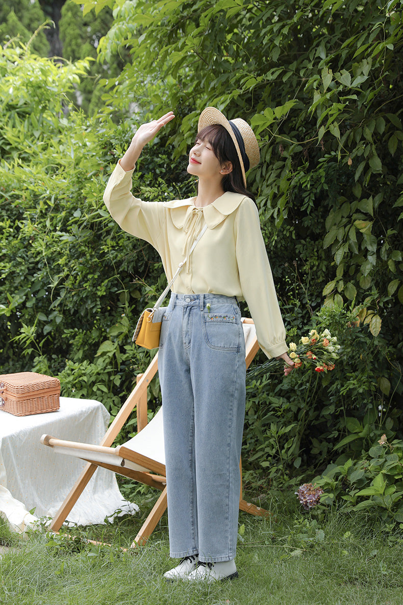 Embroidered Flower Vines Jeans (Light Denim)