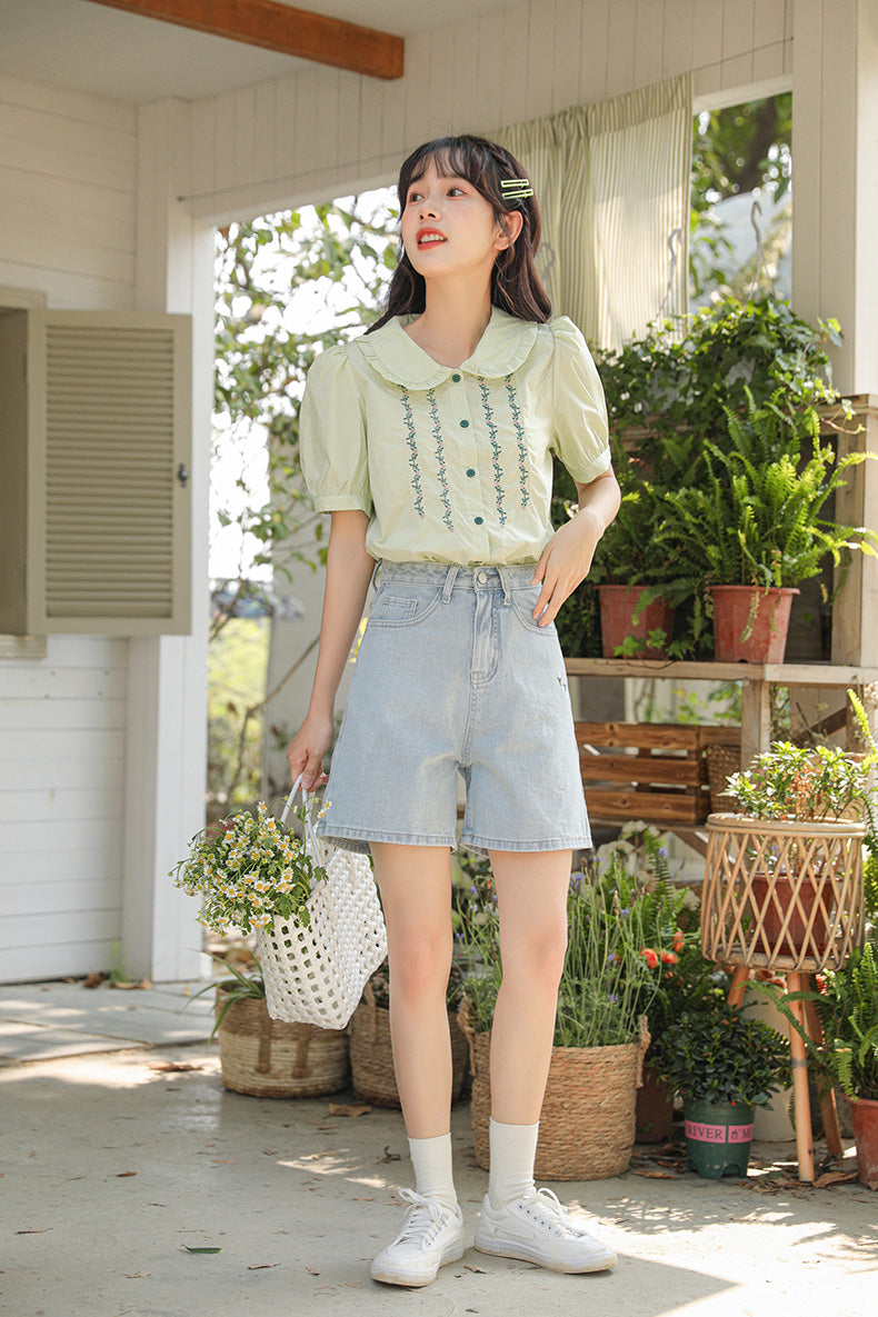 Flower Vines Embroidered Blouse (2 Colors)