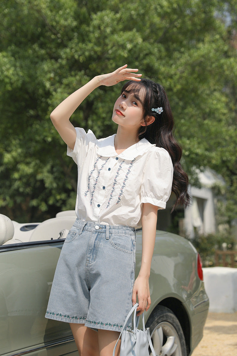 Flower Vines Embroidered Blouse (2 Colors)