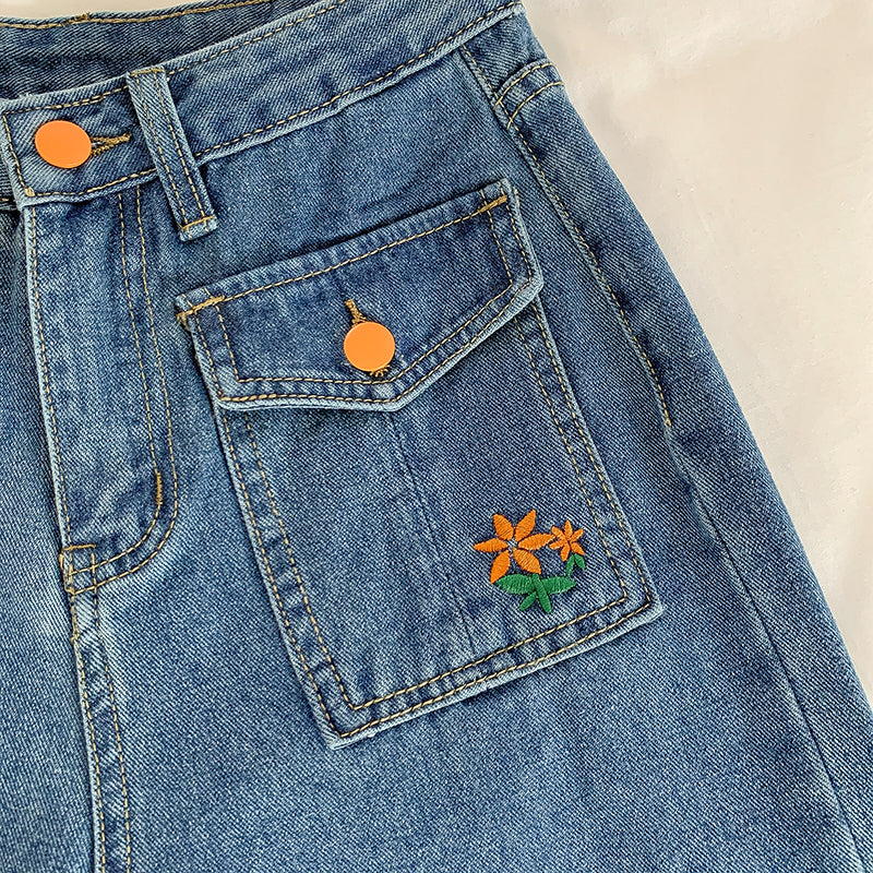 Embroidered Button Pocket Jeans (Medium Denim)