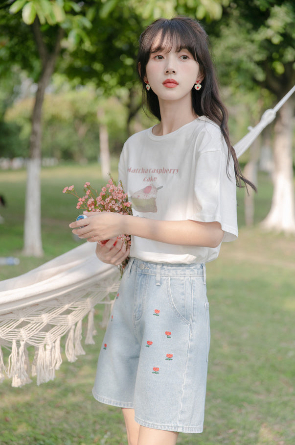 Little Tulip Embroidered Shorts (Light Denim)