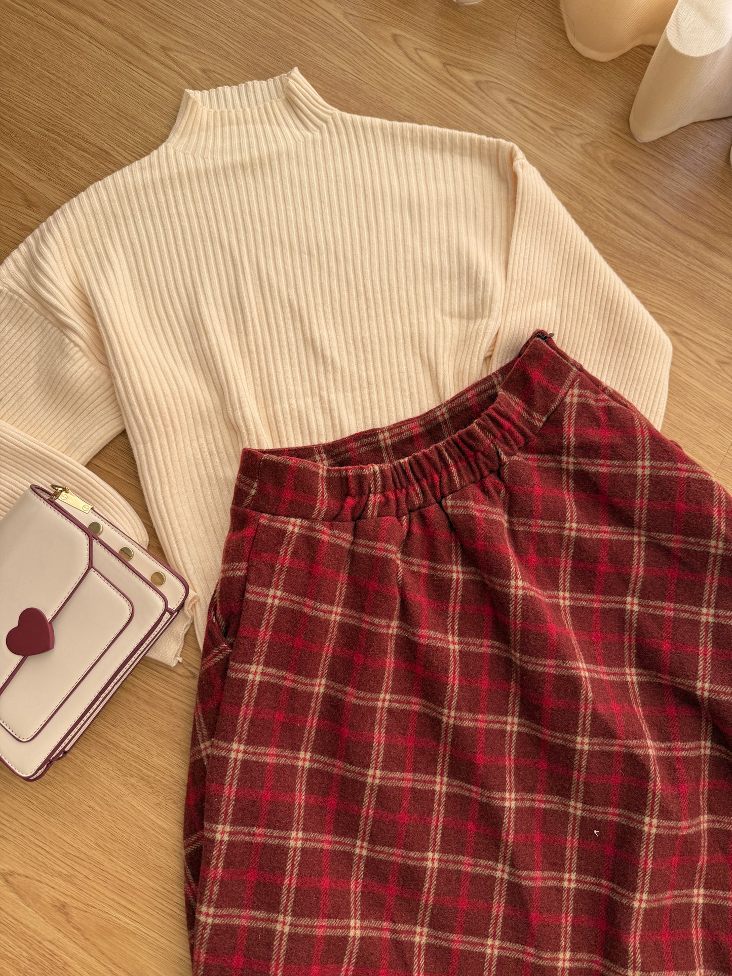 Biscuit Plaid Midi Skirt (Red)