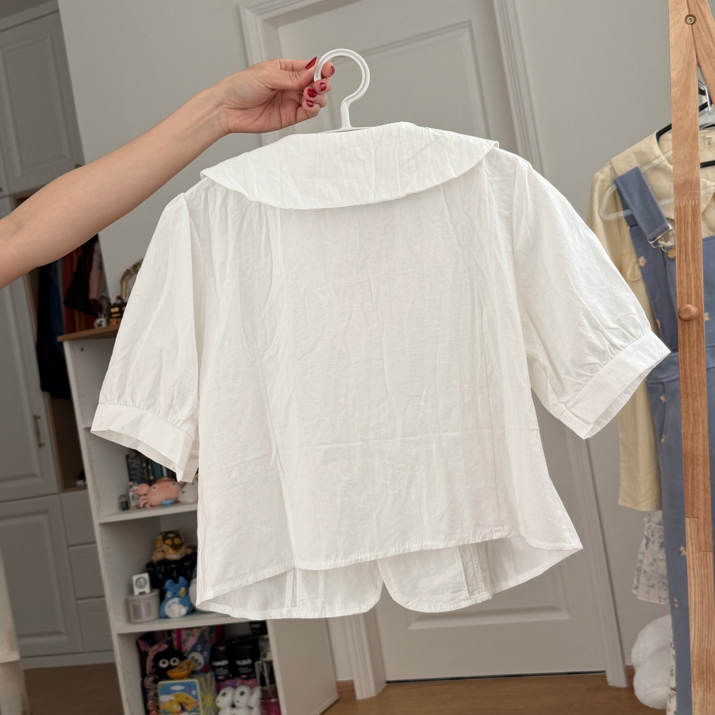 Double Cherry Cropped Blouse (White)